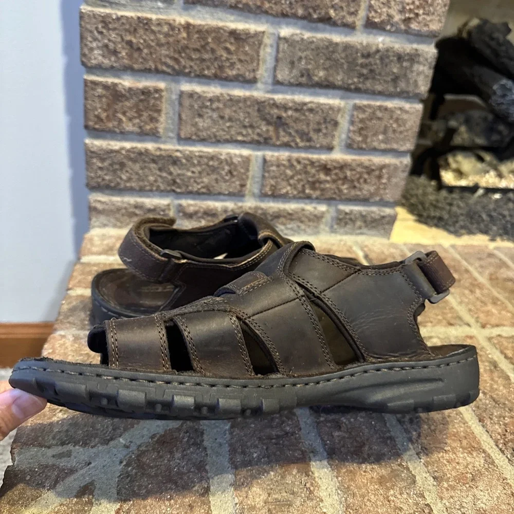 Skechers fisherman sandals